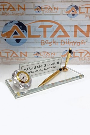 Tek Kalemli Saatli Şeffaf Kristal Masa İsimliği
