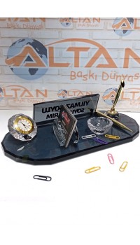 Kristal Masa İsimliği Seti Kristal Masa İsimliği Seti