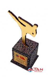 Figürlü Ahşap Ödül